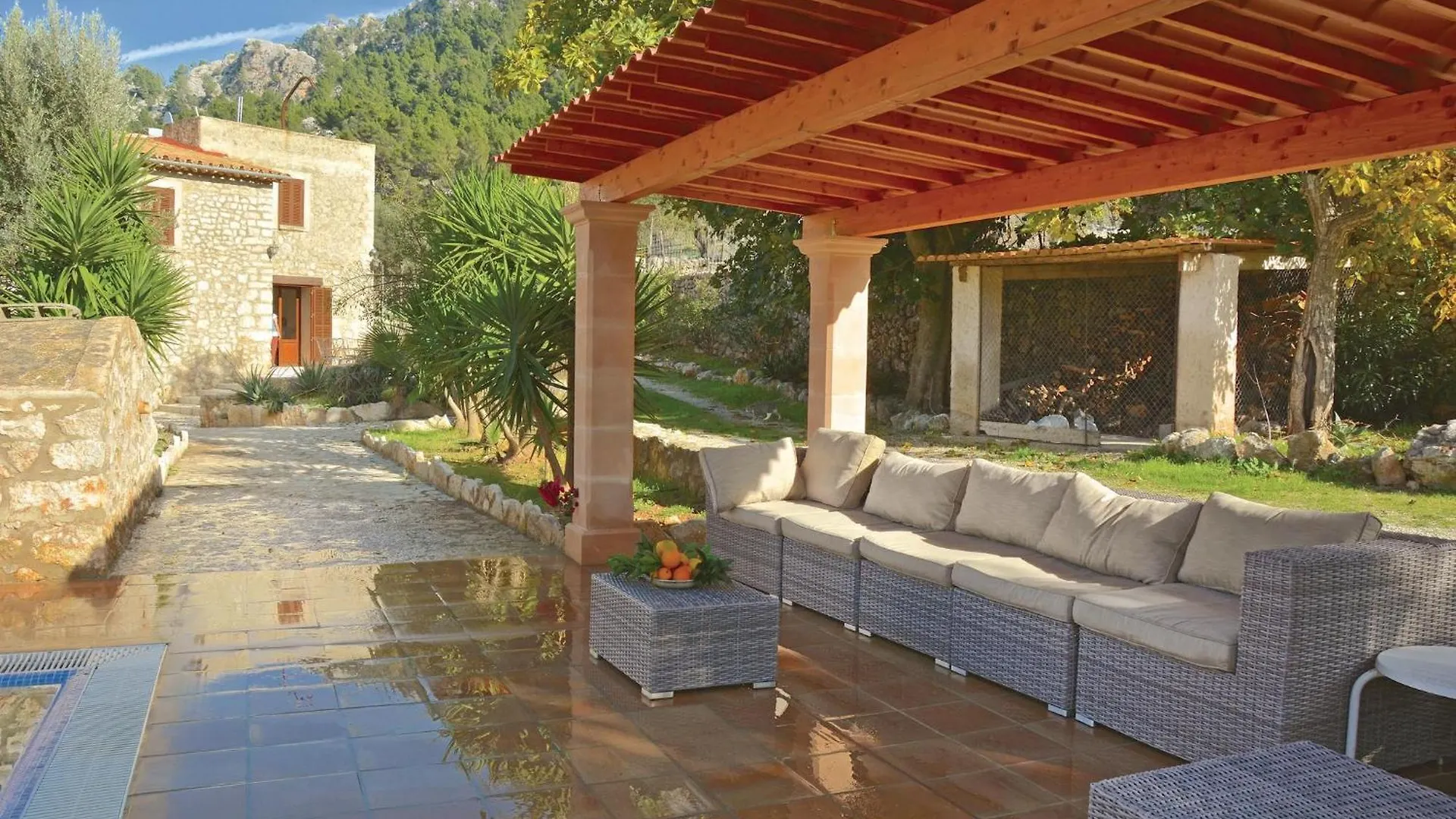 Holiday home 6 Bedroom Amazing Home In Estellencs Spain