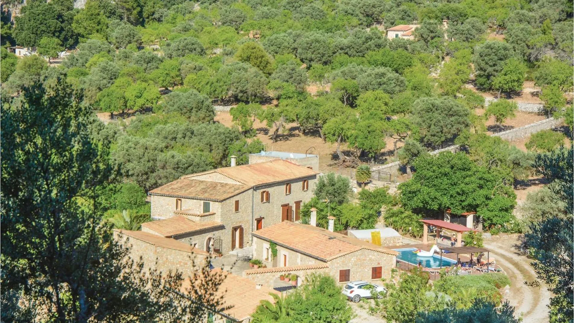 Holiday home 6 Bedroom Amazing Home In Estellencs Spain