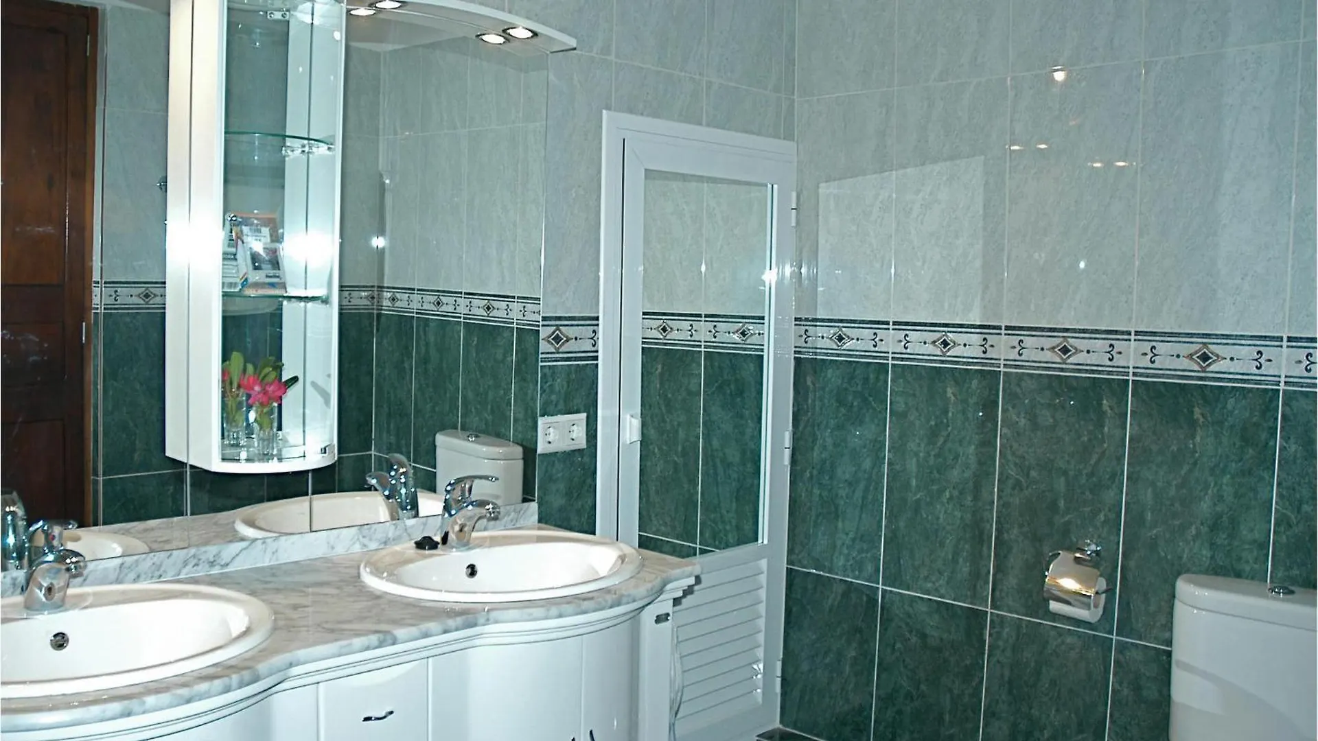 6 Bedroom Amazing Home In Estellencs 0*, Estellencs (Mallorca) Spain