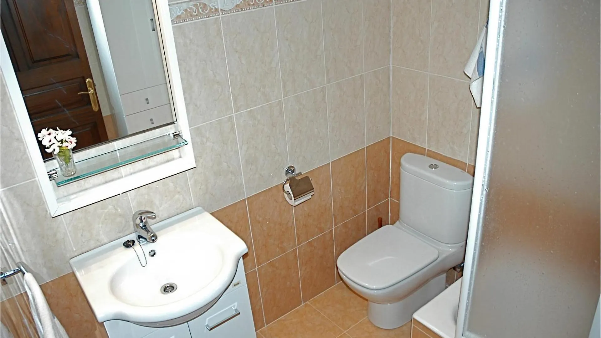 6 Bedroom Amazing Home In Estellencs