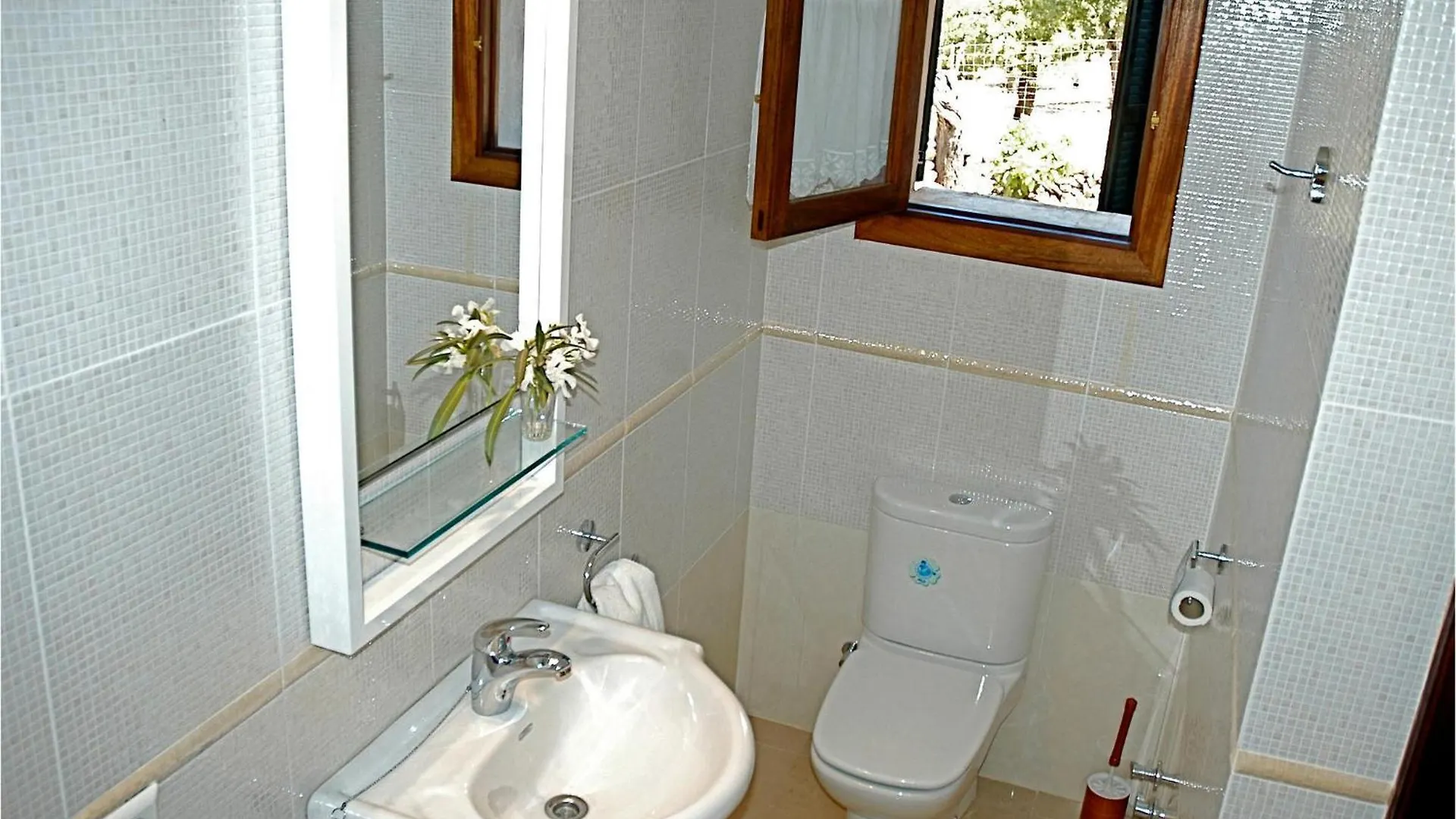 6 Bedroom Amazing Home In Estellencs Spain