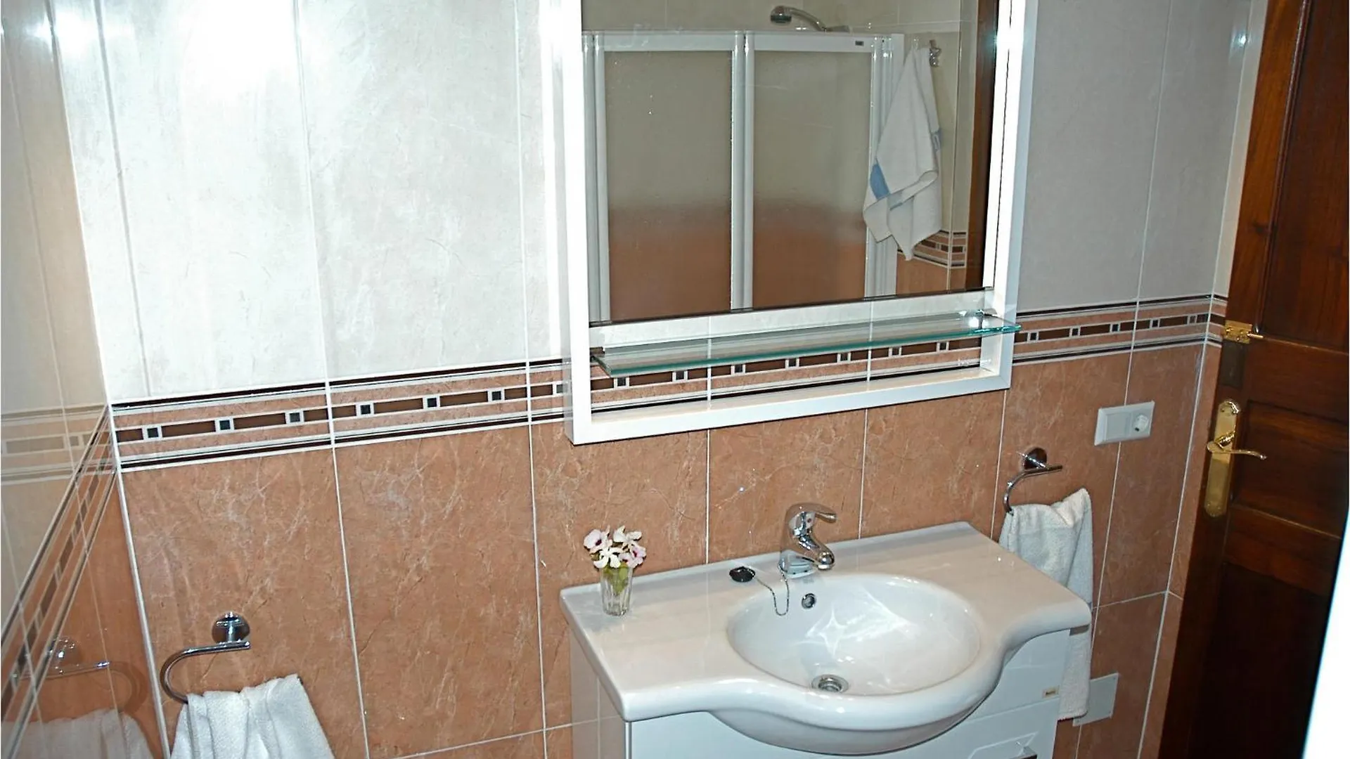 Holiday home 6 Bedroom Amazing Home In Estellencs