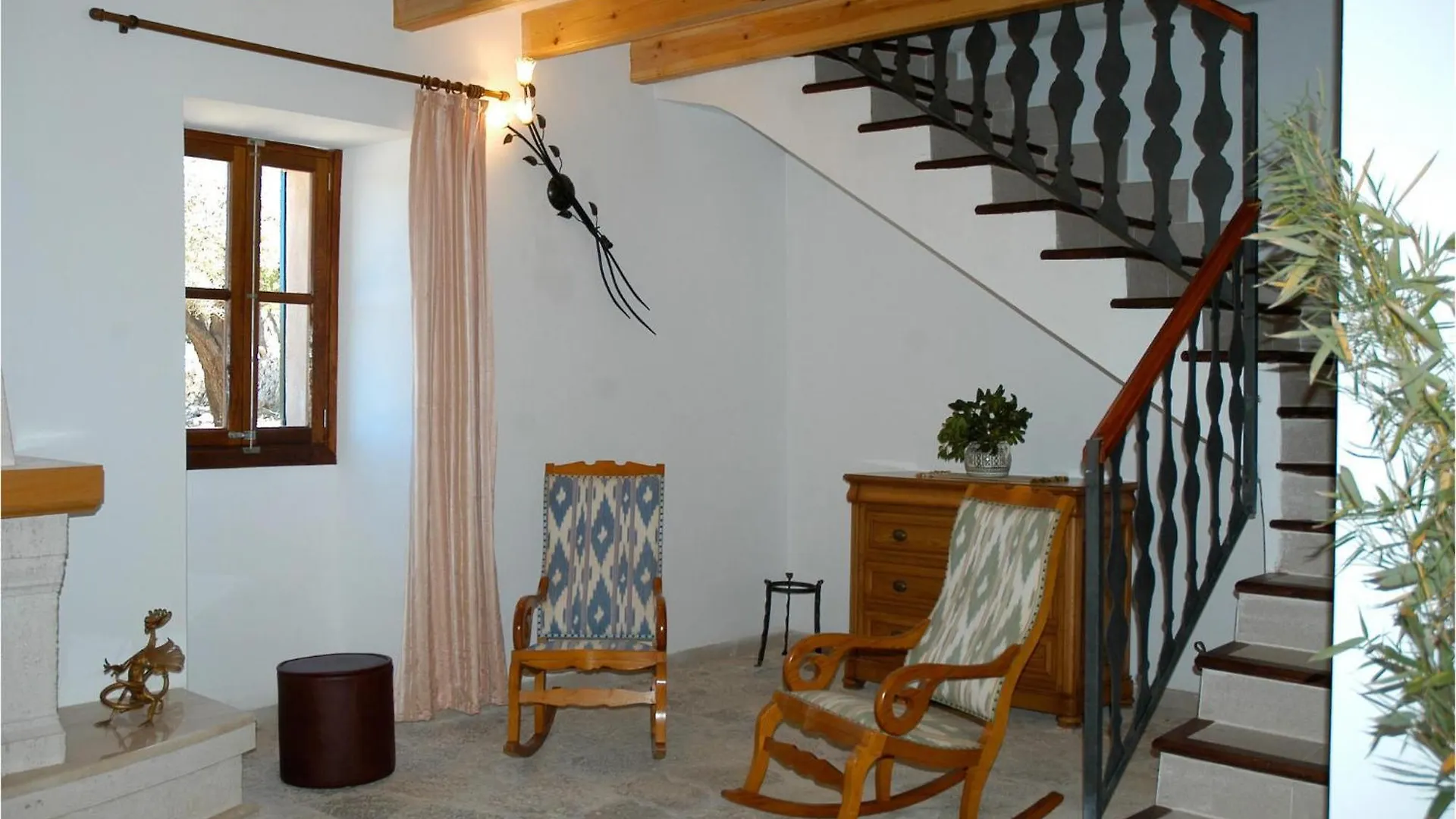 Holiday home 6 Bedroom Amazing Home In Estellencs Spain